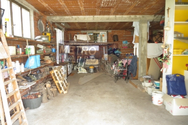 magazzino - UNIFAM. AUTONOMA THIENE (VI) EST 